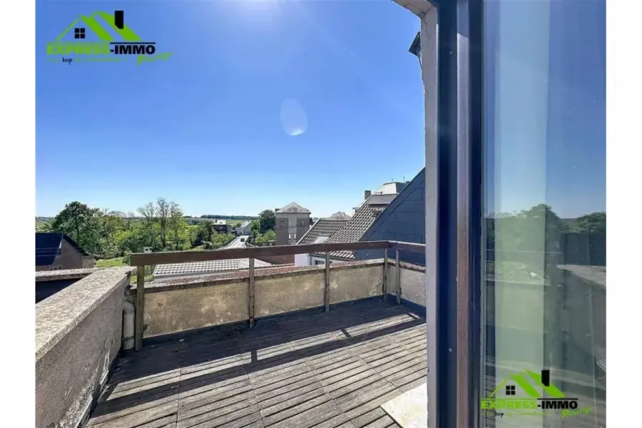 Balcone - Mixed-Use Apartment with Workspace in Mont-Saint-Guibert