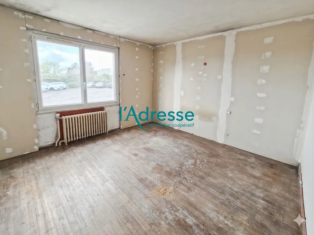 Toad - House with Basement and Garden in Saint-Pierre