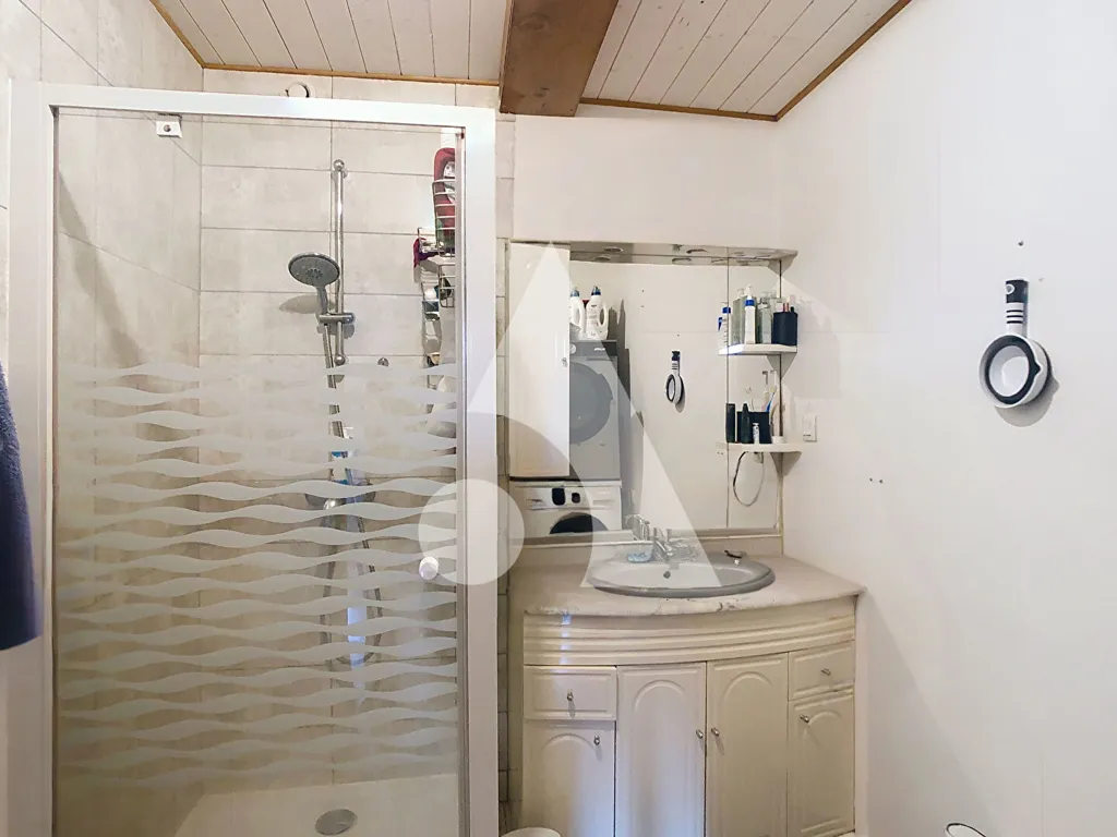 Bagni - Flat with Garden in Larajasse