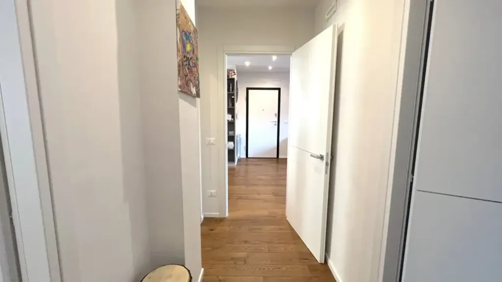 Hallway - Fully Rented Apartment with Ascender in Chiesanova, Prato