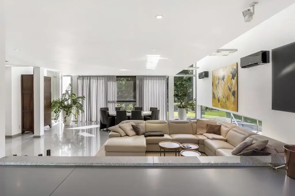 Séjour - Villa Luxueuse avec Piscine Intérieure à Lanaken
