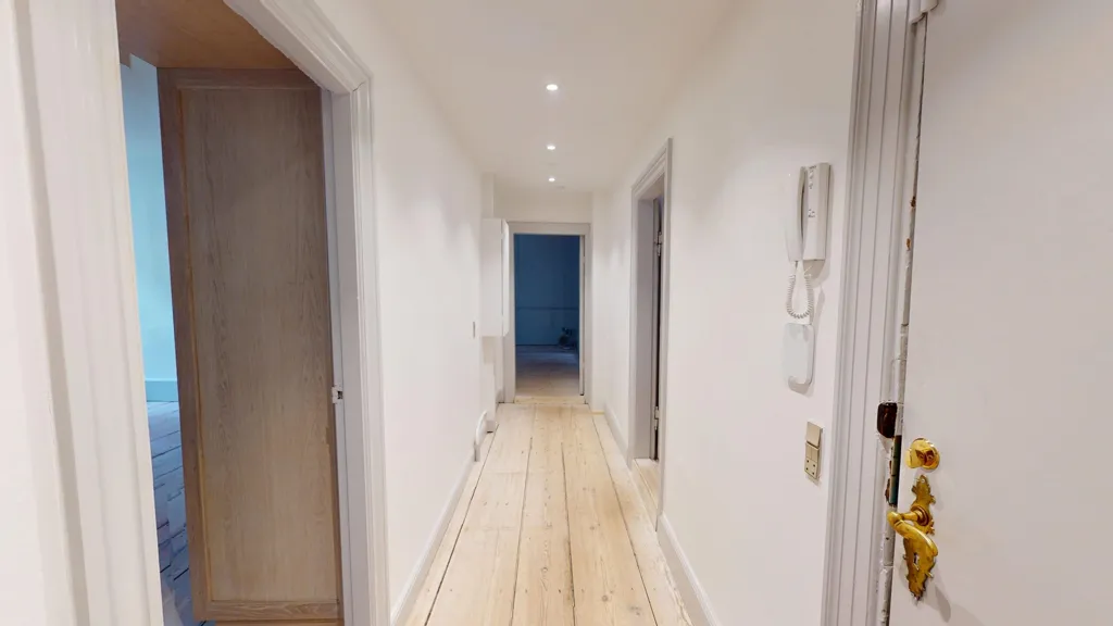 Entrée - Apartment with Private Garage in Frederiksstaden