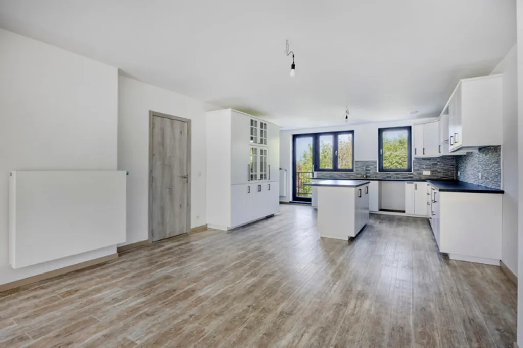 Cuisine - Nouveau Triplex avec Terrasse et Jardin à Wemmel