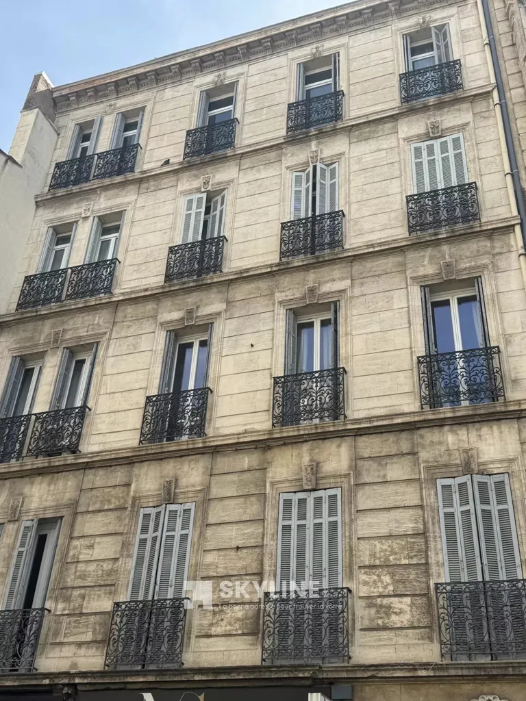 Välivaade - Haussmannian Flat with Panoramic View in Marseille-6th
