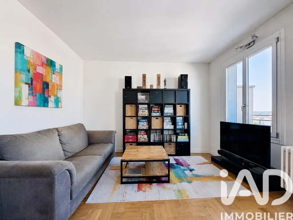 Soggiorno - Apartment with Panoramic View in Lyon-8e