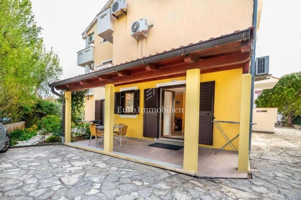 Terrazza - Apartment with Terrace in Baška
