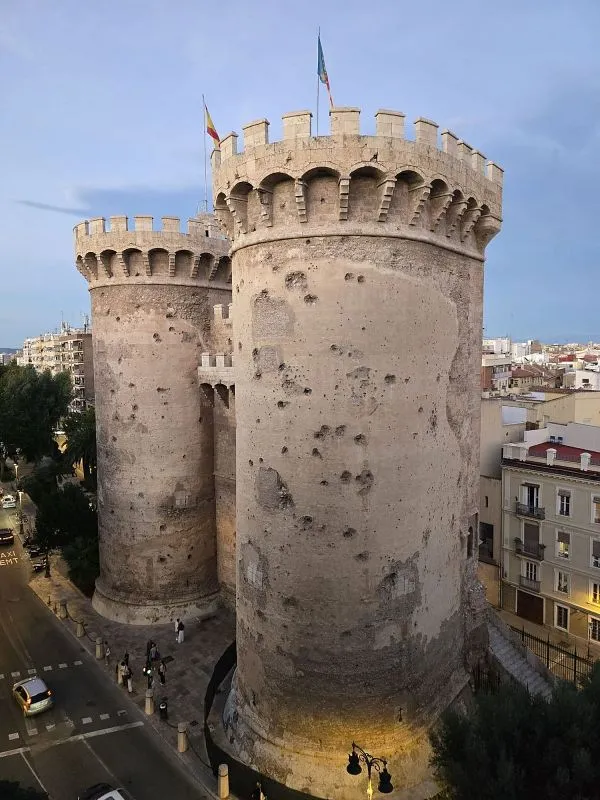 Esterno - Apartment with Balcony in El Pilar, Valencia