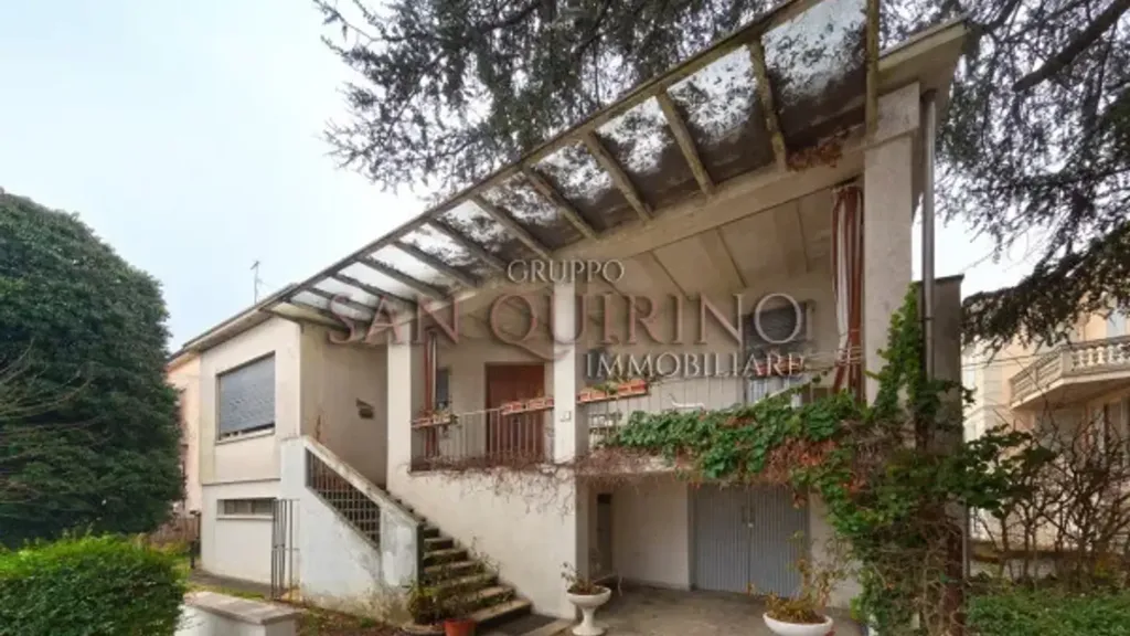 Extérieur - Villa with Private Garden in Guastalla