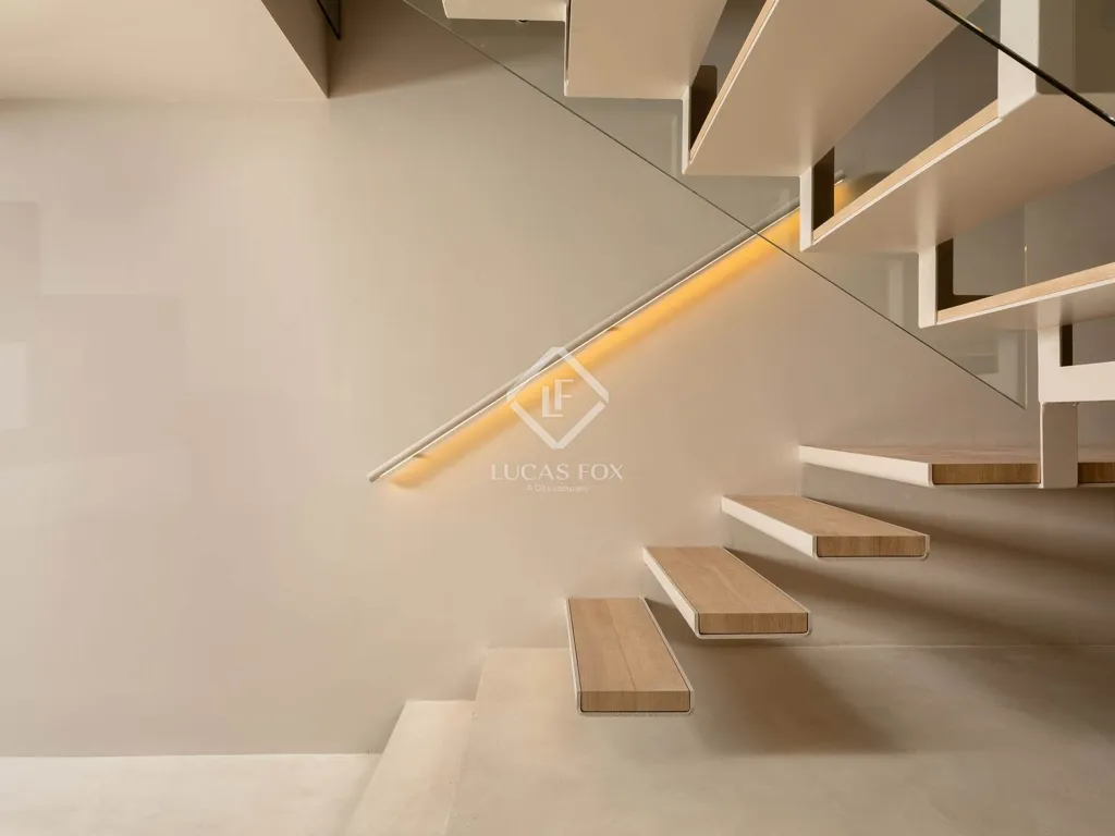 Pièces - Penthouse in Renovated Palace, Girona