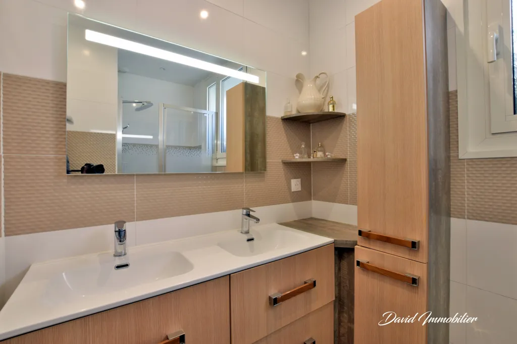 Bagni - Multi-Level Villa with Panoramic Terrace in Perpignan