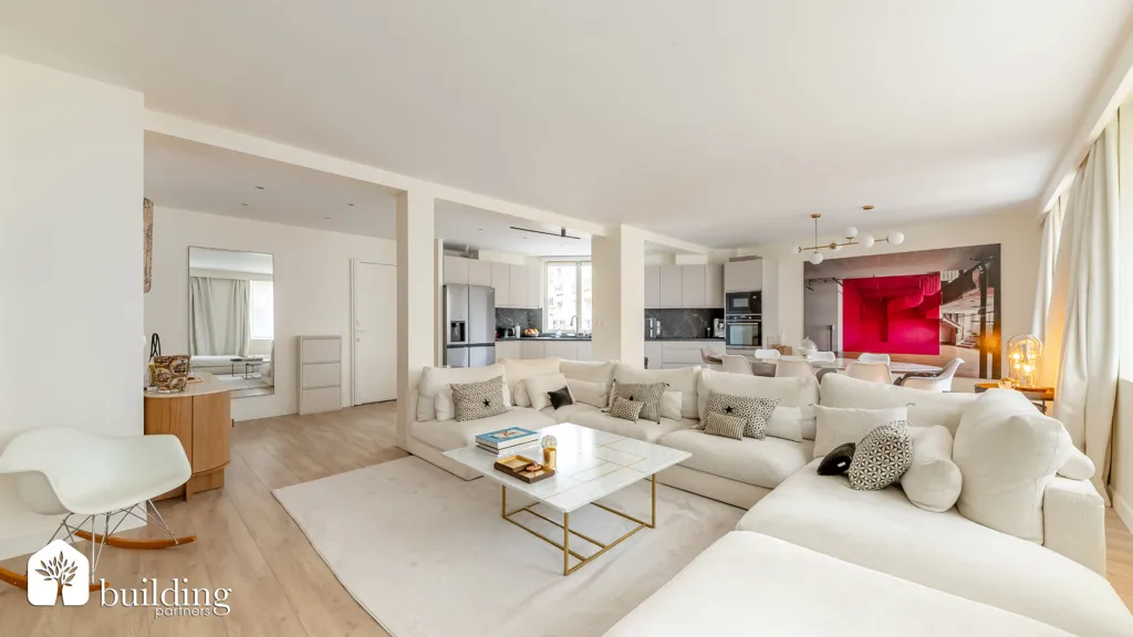Soggiorno - Renovated Parisian Apartment with Ethanol Fireplace