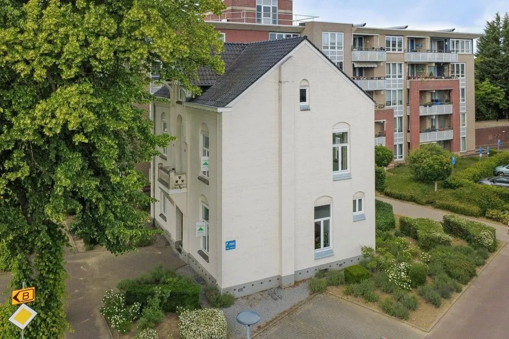 Vue aérienne - Historic Villa with Garden in Landgraaf