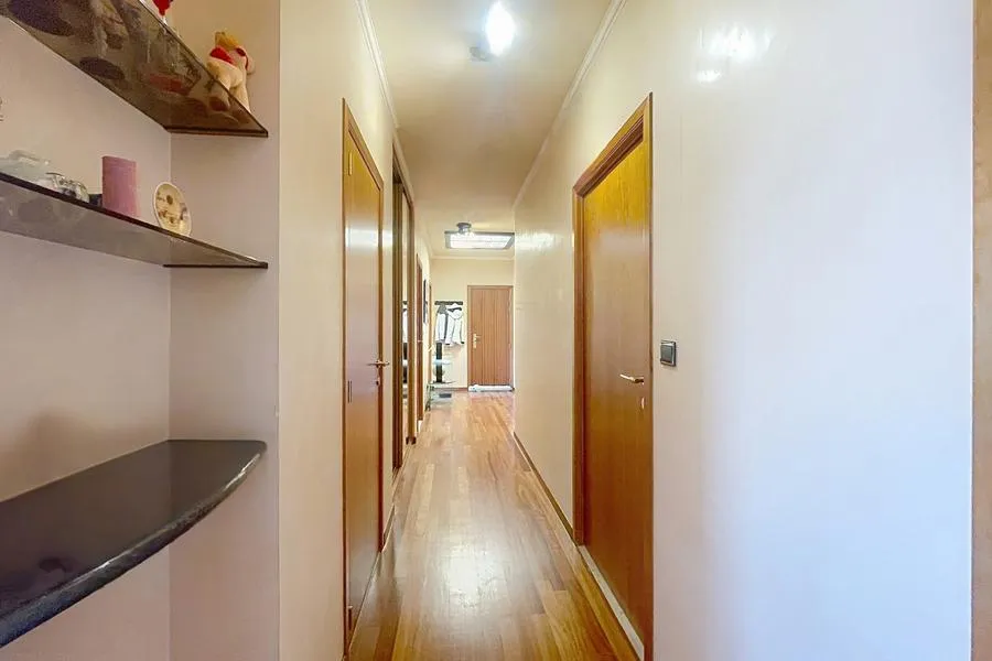 hallway_entrance