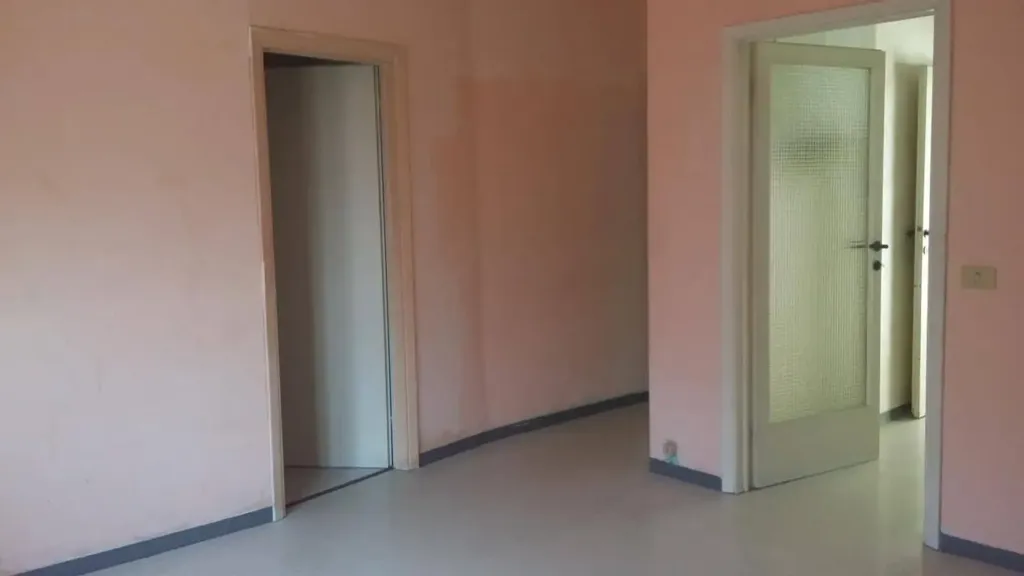 Hallway - Restoration-Ready Apartment with Balcony in Pontedera