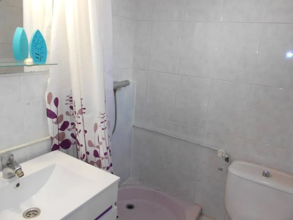 Salles de bain - Flat with Terrace near Pubilla Casas Metro