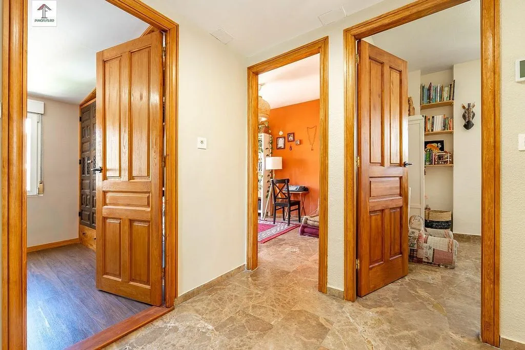 hallway_entrance