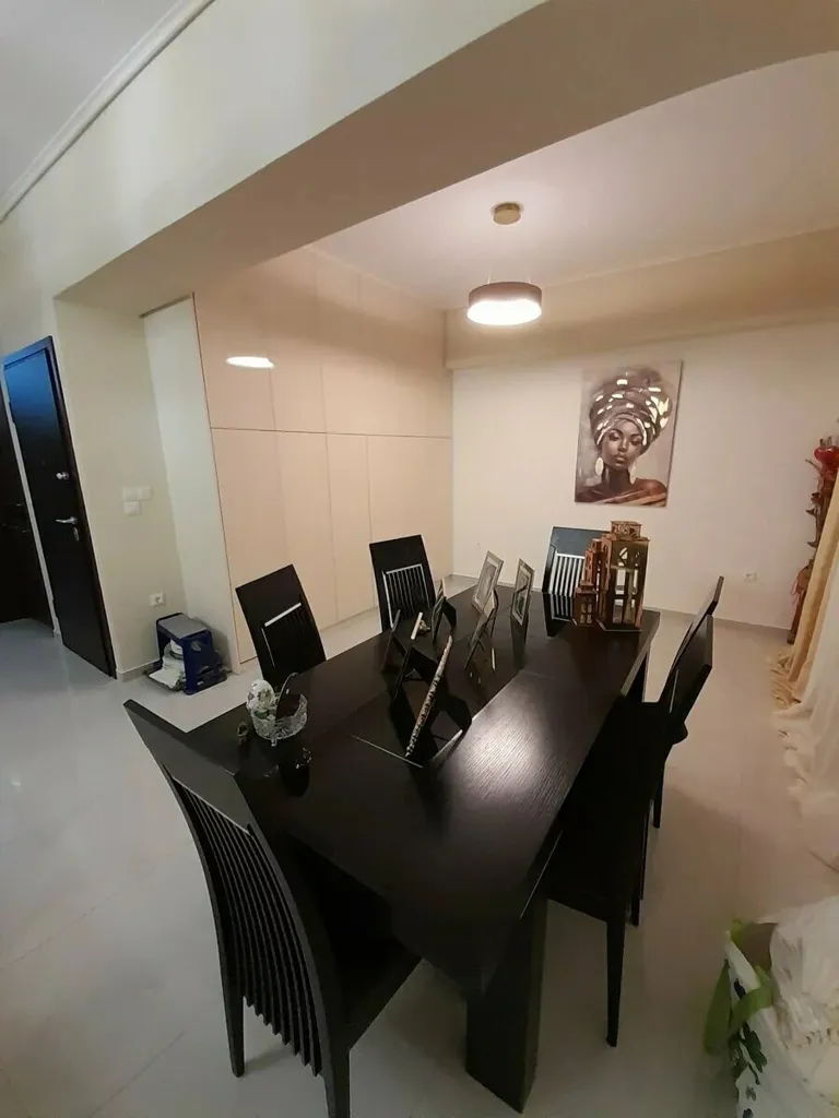 Salle à manger - Renovated Flat with Balconies in Kallithea