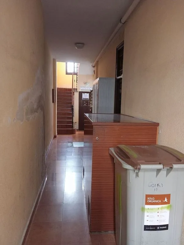 hallway_entrance