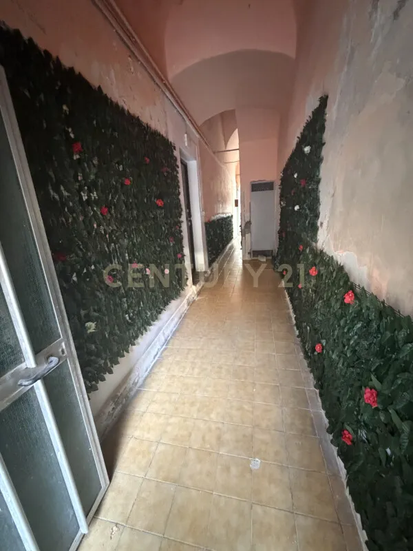 Esik - Rustic Property with Development Potential in Catania
