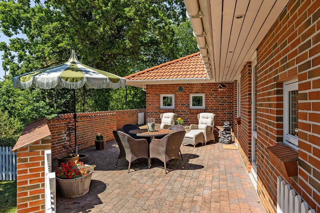 Terrass - Detached Villa with Garden in Hadsten