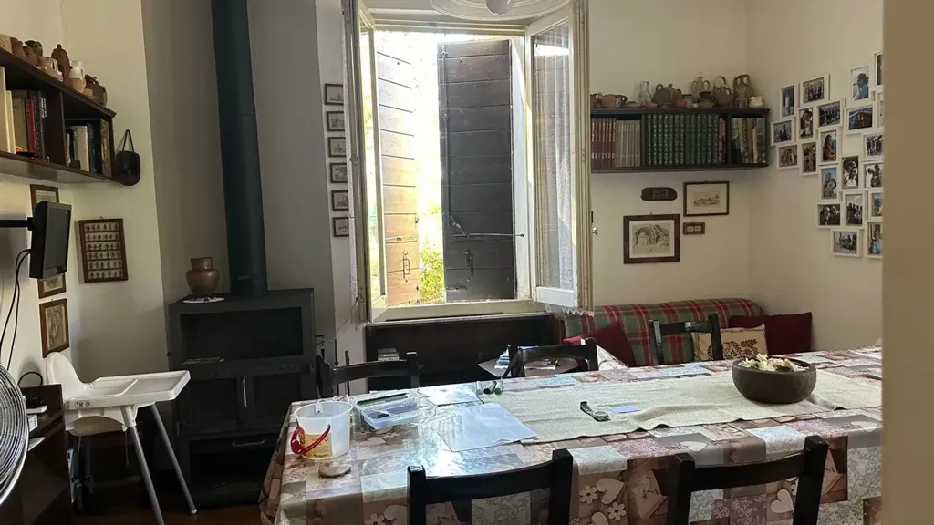 Salle à manger - Historic Villa with Garden in Ancona