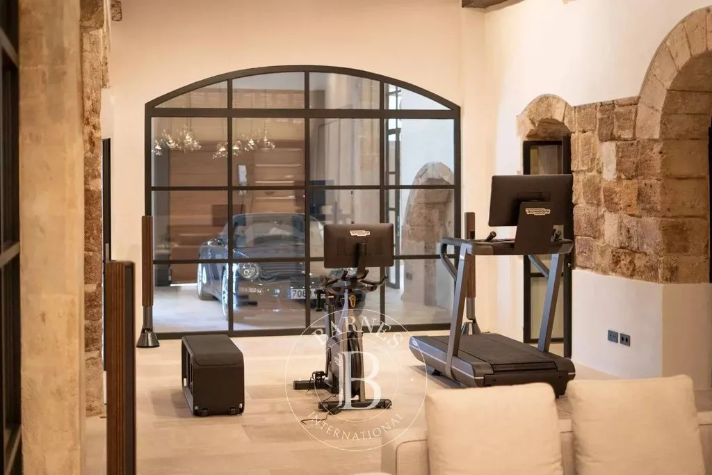 Toad - Restored 18th-Century Villa with Sea View in Palma