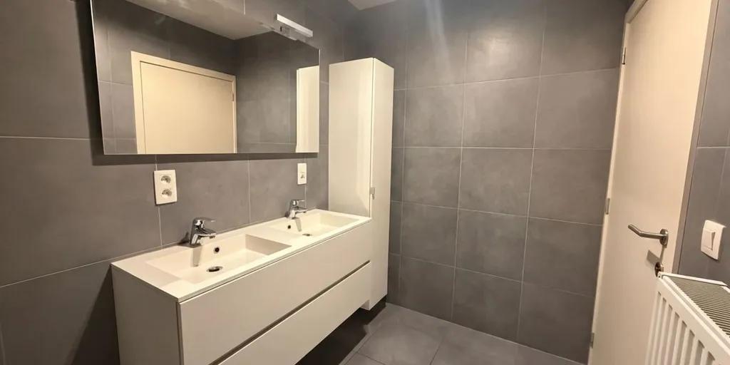 Vannitoad - 1-Bedroom Apartment with Terraces in Bree Centre