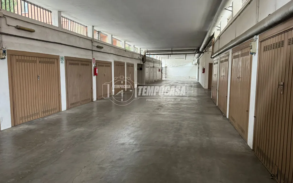 Garage - Penthouse with Balcony in Settimo Torinese