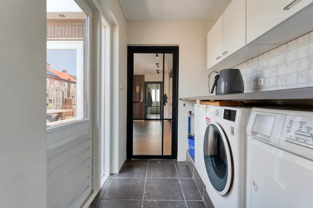 Buanderie - Modernised Semi-detached House in Lutten