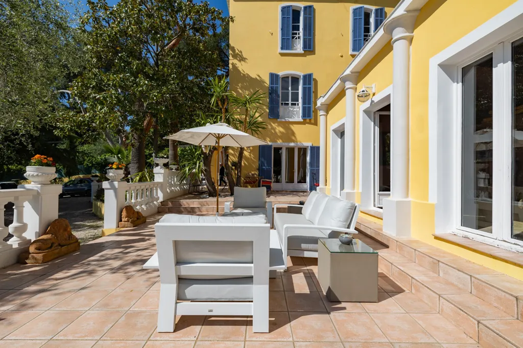 Terrasse - Villa avec Piscine et Vue Mer à Nice