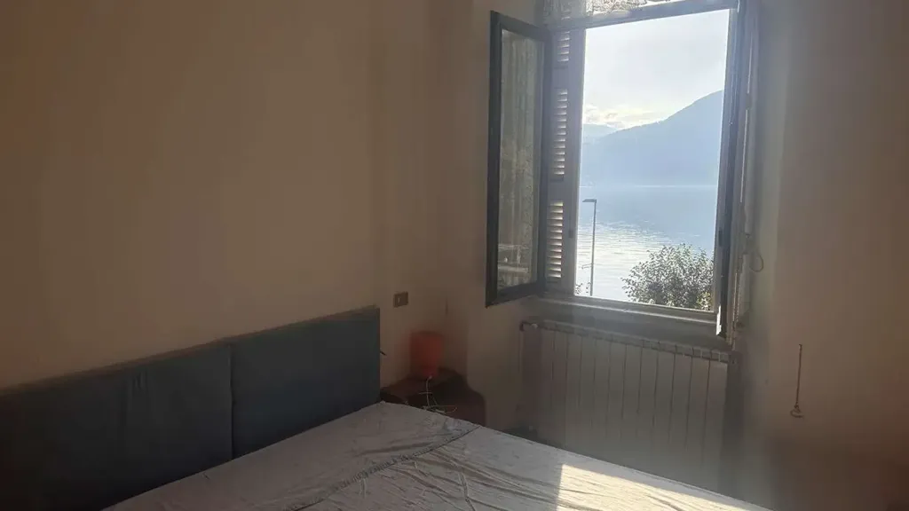 Magamistoad - Luxury Lake View Apartment in Porlezza