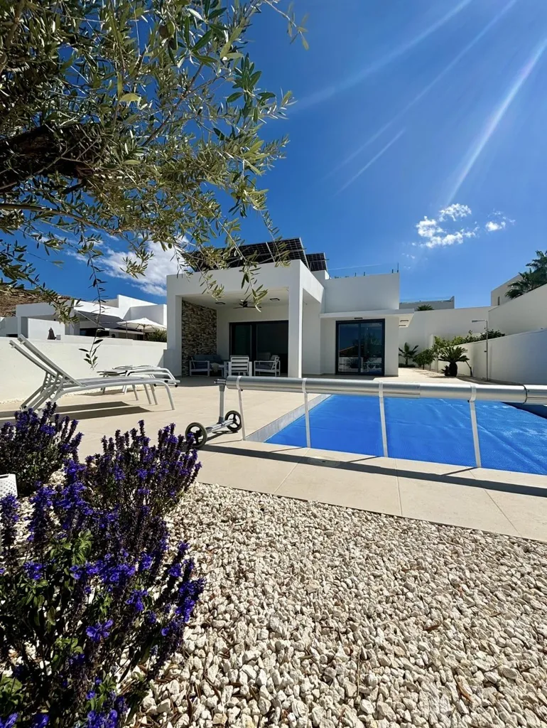 Bassein - Chalet with Pool in Benijófar