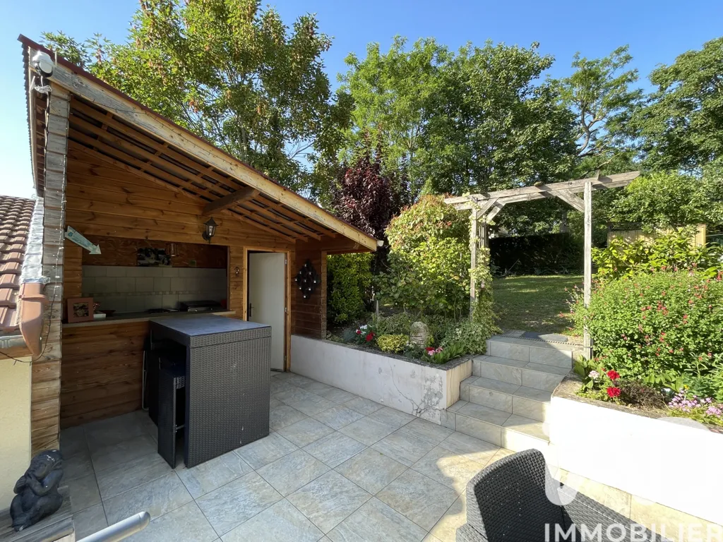 Terrazza - Traditional House with Jacuzzi in Draveil