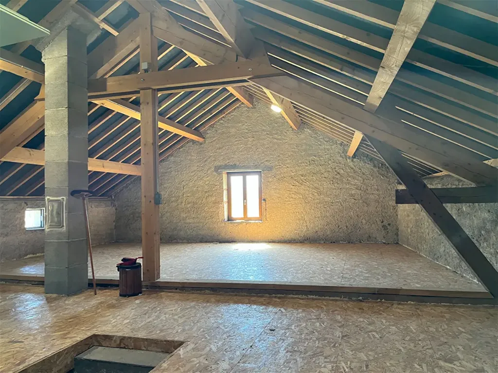 Maison 8 pièces à Quers