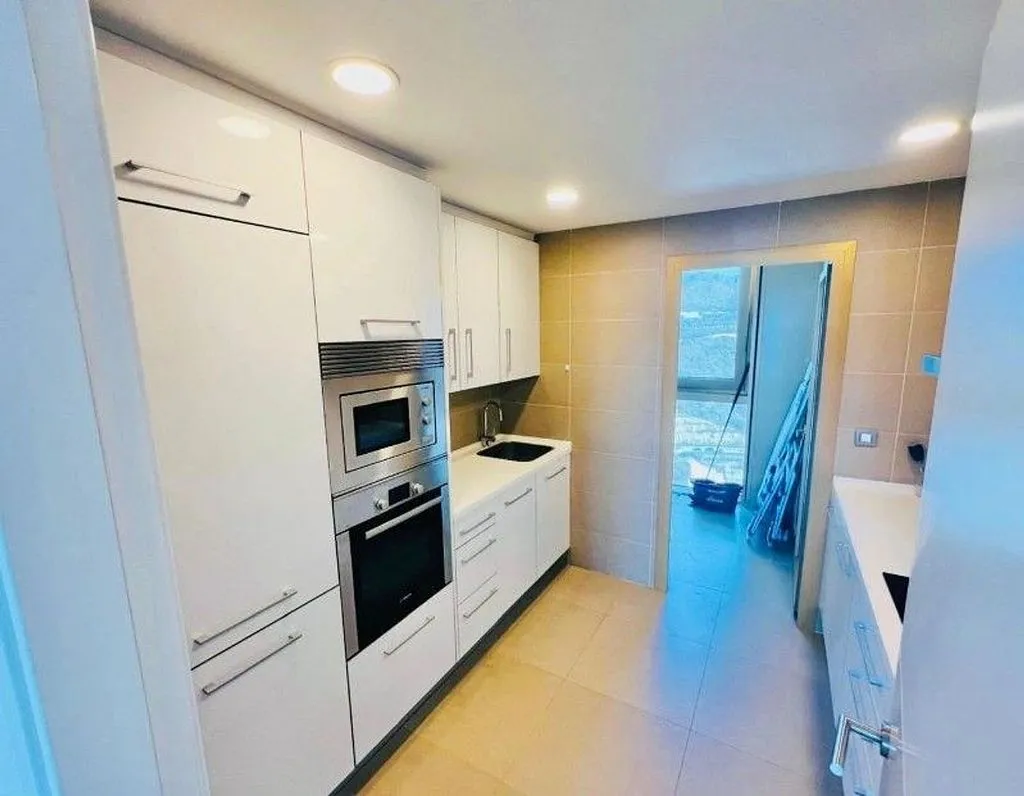 Cuisine - Apartment with Pool and Terrace in Playa de Poniente