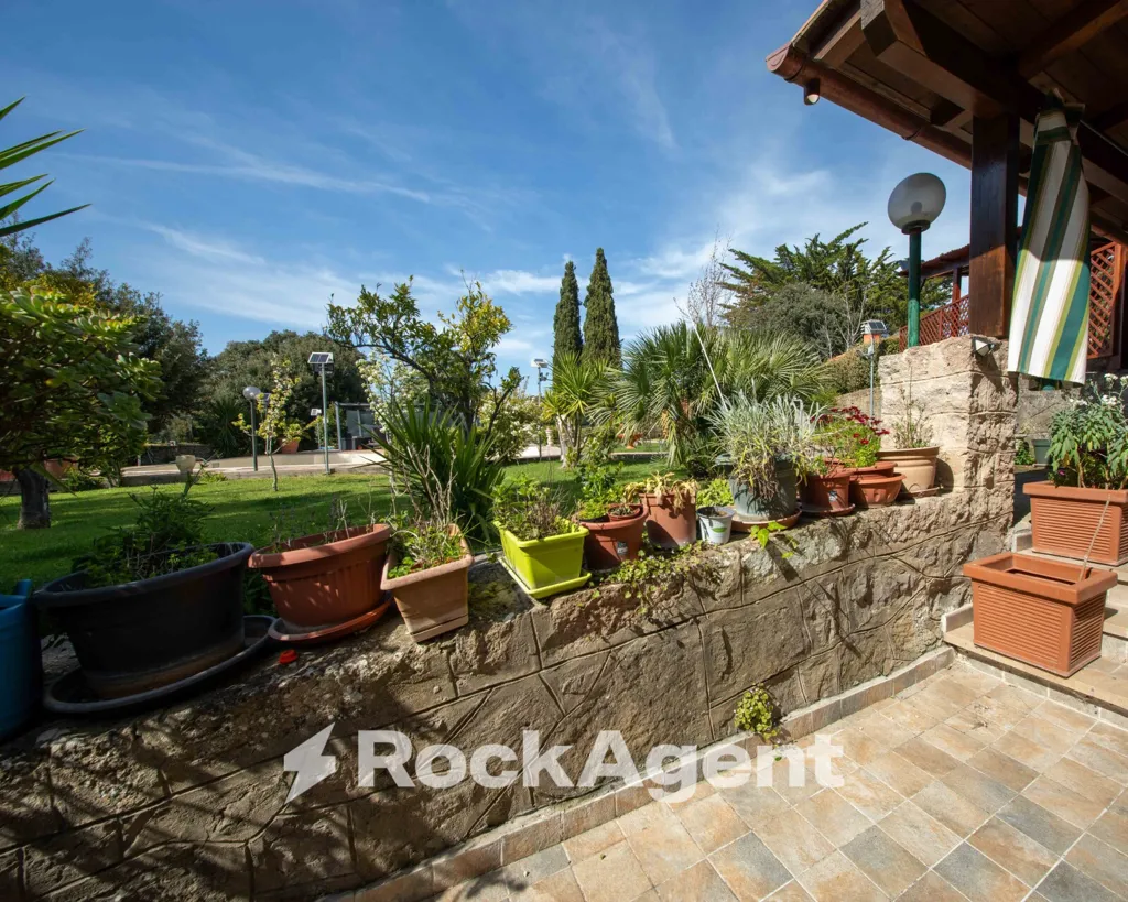 Terrass - Luxury Villa with Pool in Sassari, Sardinia