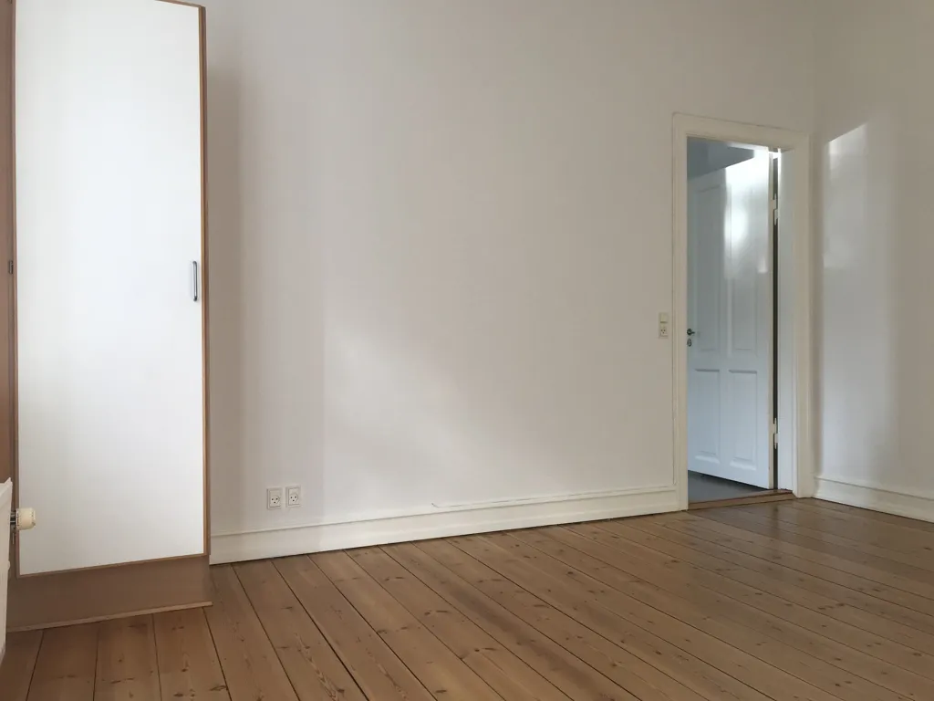 Toad - Spacious 3-Bed Flat in Renovated Building, Slagelse