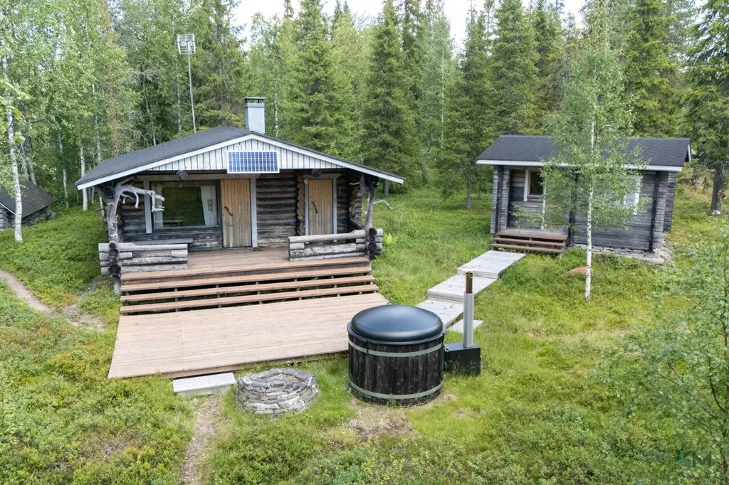 Vue aérienne - Cottage with Private Beach on Lake Ladoga