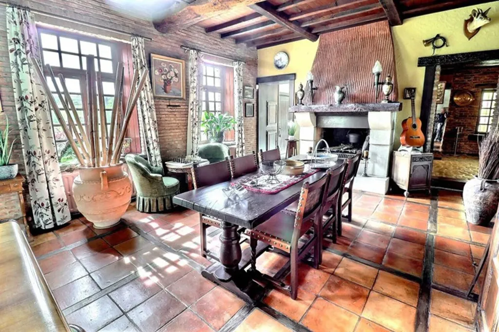 Dining Room - Character House with Buildable Land in Charleroi