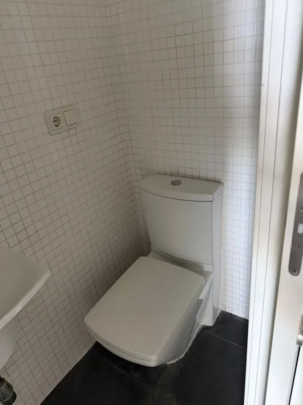 Bathrooms - Loft Duplex with Terrace in Ros Casares