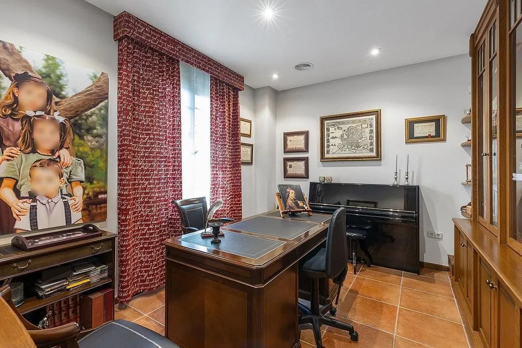 Bureau - Villa with Sea View in La Veleta
