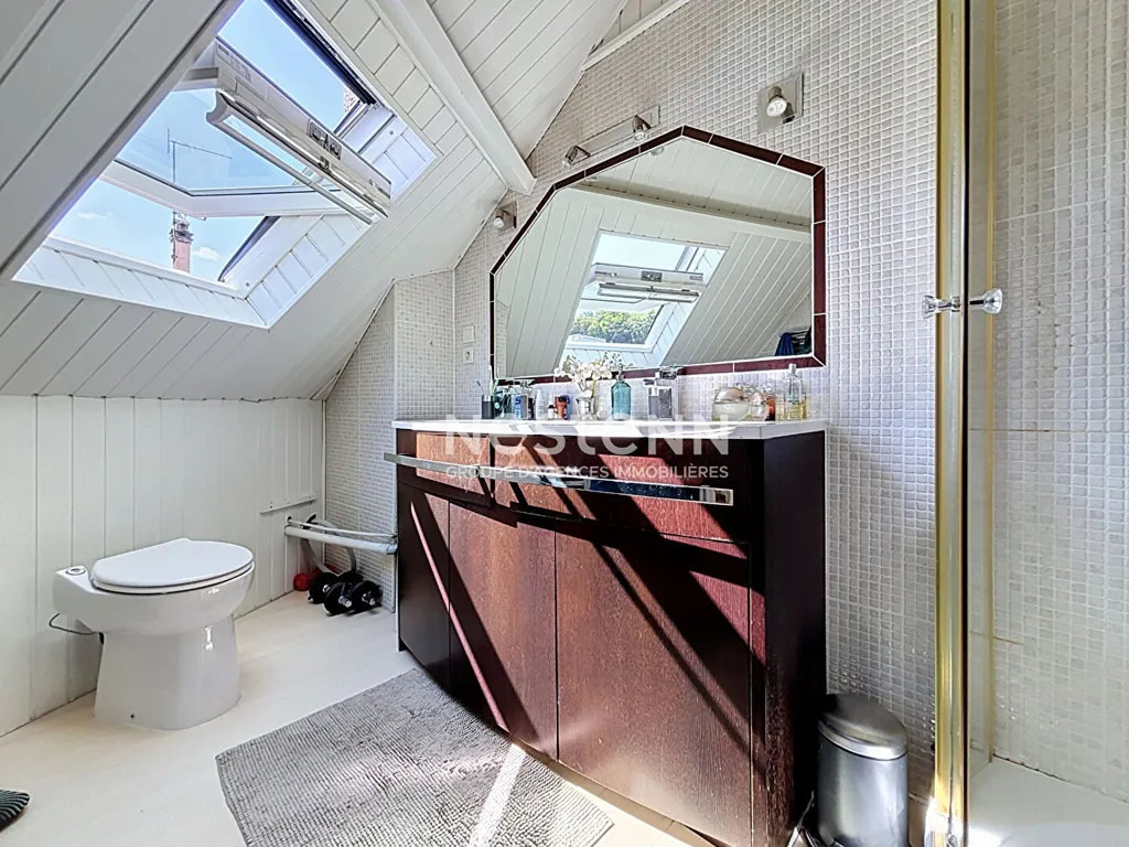 Bagni - 6-Piece House with Terrace at Meudon