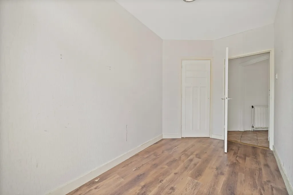 Toad - Spacious Ground Floor Flat near Rijswijk