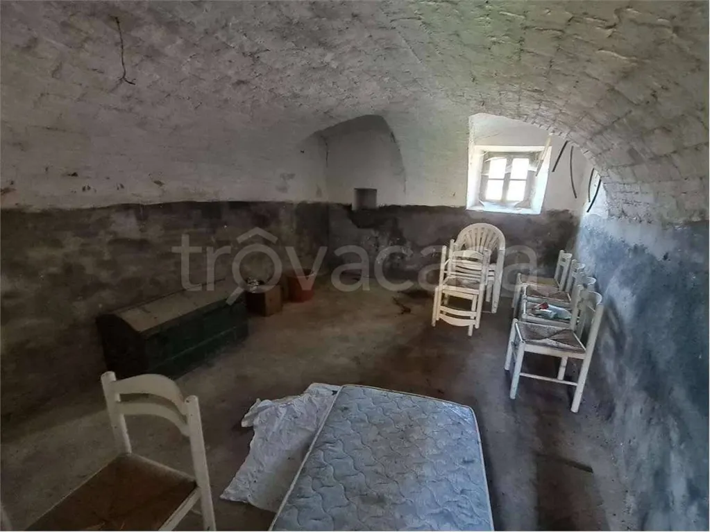 Pièces - Rustic Farmhouse with Pool in Paroldo