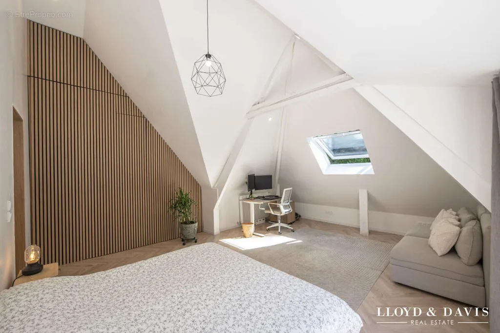 Maison 10 pièces à Lamorlaye