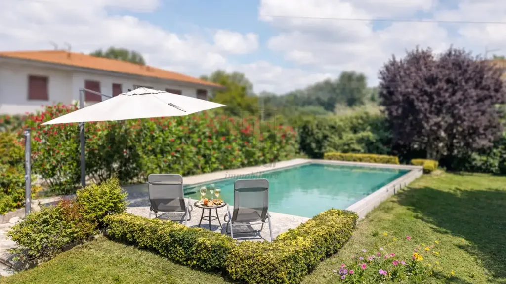 pool_area