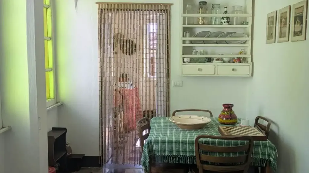 Salle à manger - Rustic House with Garden in Borghetto Vara