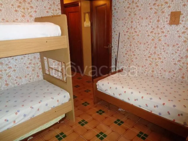 Chambres - Trilocale with Panoramic Views in Roburent