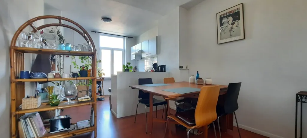 Söögituba - Fully Let Investment Property in Wavre Centre