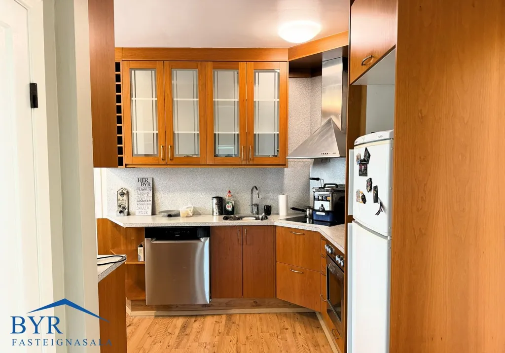 Cuisine - Duplex with Fireplace in Neskaupstaður